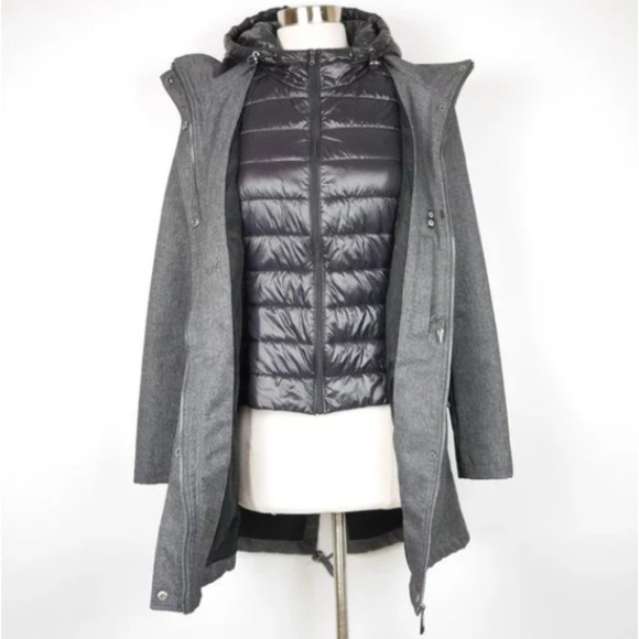 GUESS Women's Gray Pea Coat Trench with Hood and Insulated Puffer Vest S - Picture 3 of 13